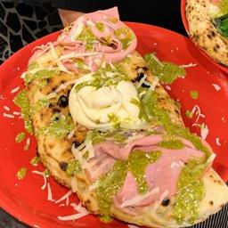 CALZONE PISTACCHIO con burrata