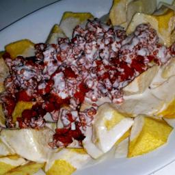 PATATAS CON PICADILLO Y CABRALES