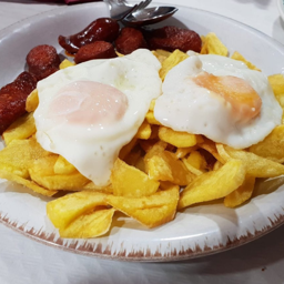 HUEVOS CON CHORIZO