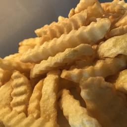 Patatas fritas con salsa