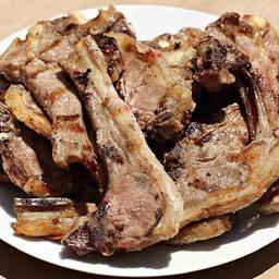 Costillas de cordero a la brasa