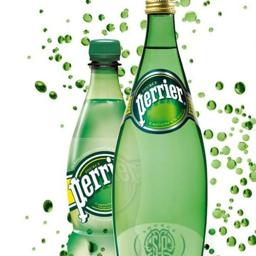 ■Agua mineral con gas