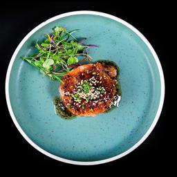 TARTAR DE SALMÓN CON TRUFA