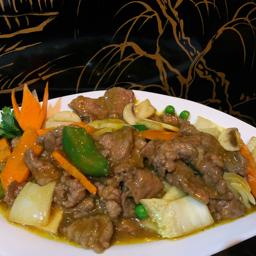 51. Ternera salsa curry