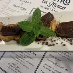 Pan con aceite, chocolate y sal Maldon