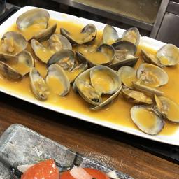 Almejas de Arousa a la marinera