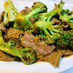 55. Ternera con brócoli 
