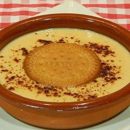 Natillas caseras con galleta