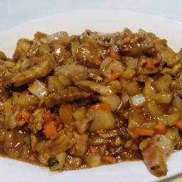 62. Cerdo con guindillas