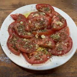 Tomate aliñado.