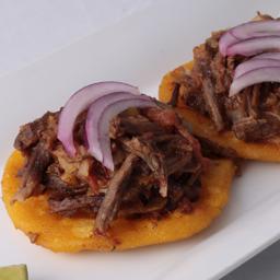Arepas 🇨🇴 Carne Mechada