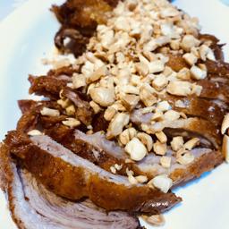 121. Filetes de pato asado 