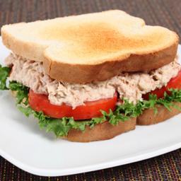 Sandwich Vegetal con Atun