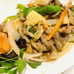 67. Cerdo con verduras 