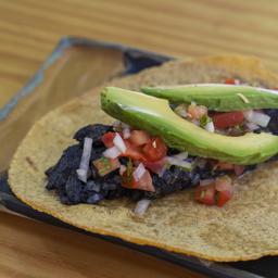 HUITLACOCHE CON CHAMPIÑONES