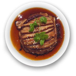 270. Carne de cerdo braseado con encurtido de verduras