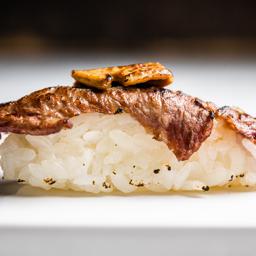 SUSHI DE LOMO ANGUS CON FOIE