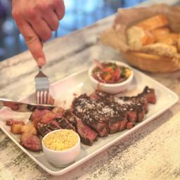 PICANHA CON FAROFA Y VINAGRETE
