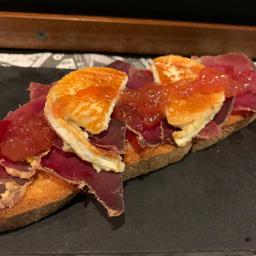 Tosta de Cecina