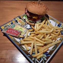 Hamburguesa de vaca madura