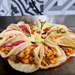 BANDEJA DE 12 TACOS