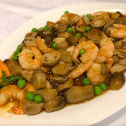 107. Gambas con Hongos chinos 