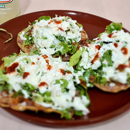 TOSTADAS DE POLLO (sin gluten)