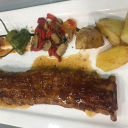 Costillar  a la Barbacoa