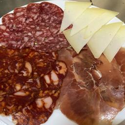 Surtido de embutidos