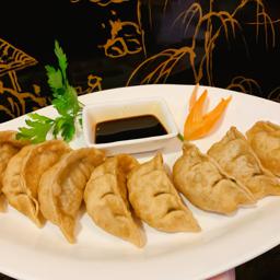 228. Kuo tie (8 ud.)