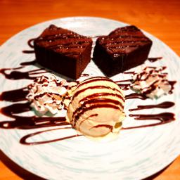 Brownie de chocolate con Nueces 