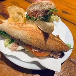 Vegetal, con atún o pollo