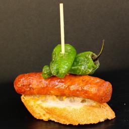 Chistorra con pimiento del padrón