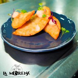 Empanadillas rellenas de cerdo 