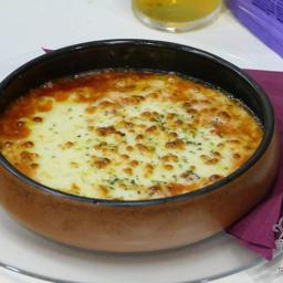 QUESO PROVOLONE CON  TOMATE 