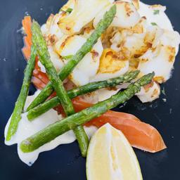 Sepia a la plancha ( 350grs) con espárragos trigueros