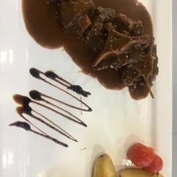 Rabo de toro en salsa