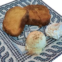 Torrijas con helado de Caramelo Salado.
