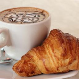 Croissant + café