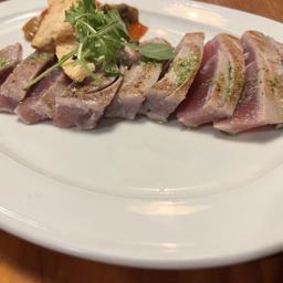 Lomo de Atún aleta amarilla en “tataky” 