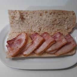 Bacon, (solo o con queso)