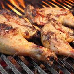 Muslo de pollo marinado a la brasa 