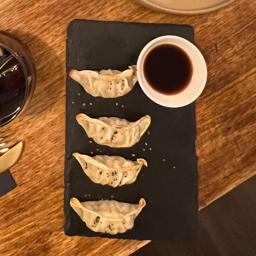 Gyozas de cerdo (4u)