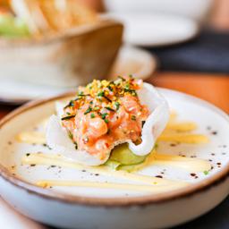 MINI TARTAR DE SALMÓN
