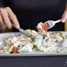 COGOLLOS CESAR Y POLLO A LA PARRILLA