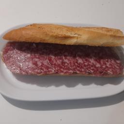 Salchichón ibérico.