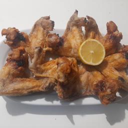 Alitas de pollo fritas 