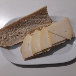 Queso manchego.