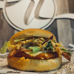 CHICKEN BURGUER 