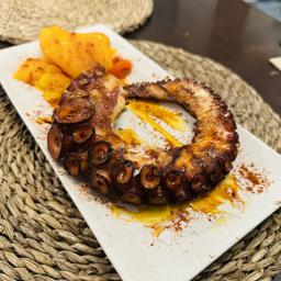 Pulpo a la Brasa 
